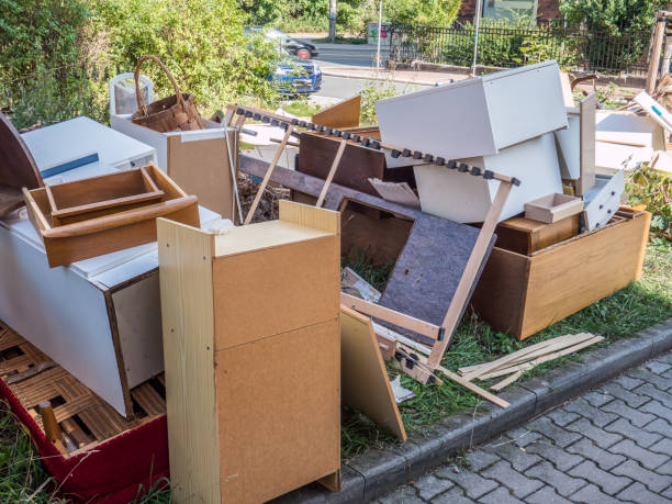 Best Yard Cleanup Services  in Noroton, CT