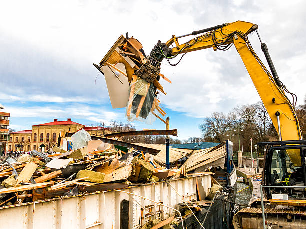 Best Yard Cleanup Services  in Noroton, CT